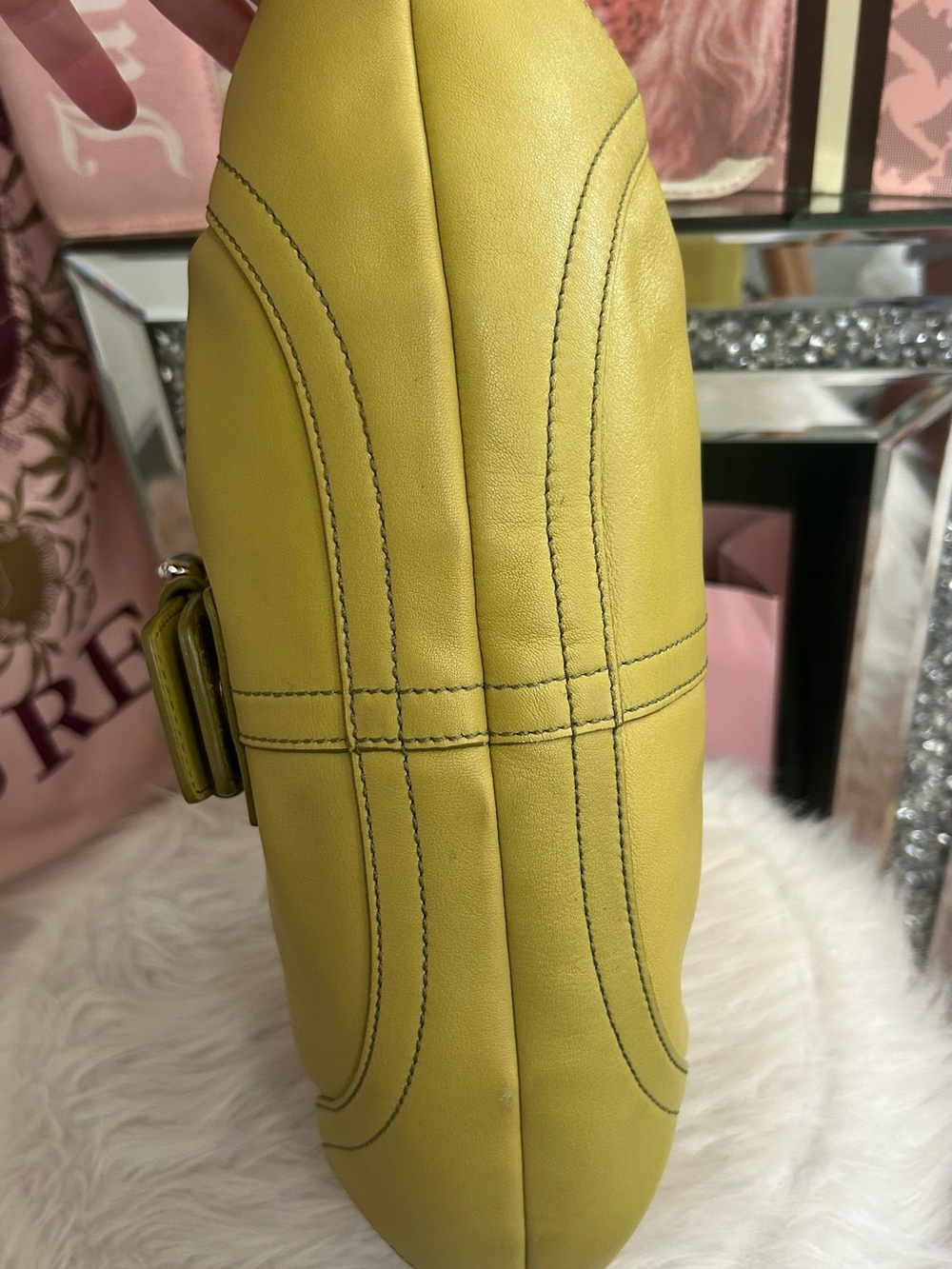 Y2K Vintage 2004 Coach Soho 9248 Lime Green Leather Buckle Flap Shoulder Bag - Picture 11 of 15